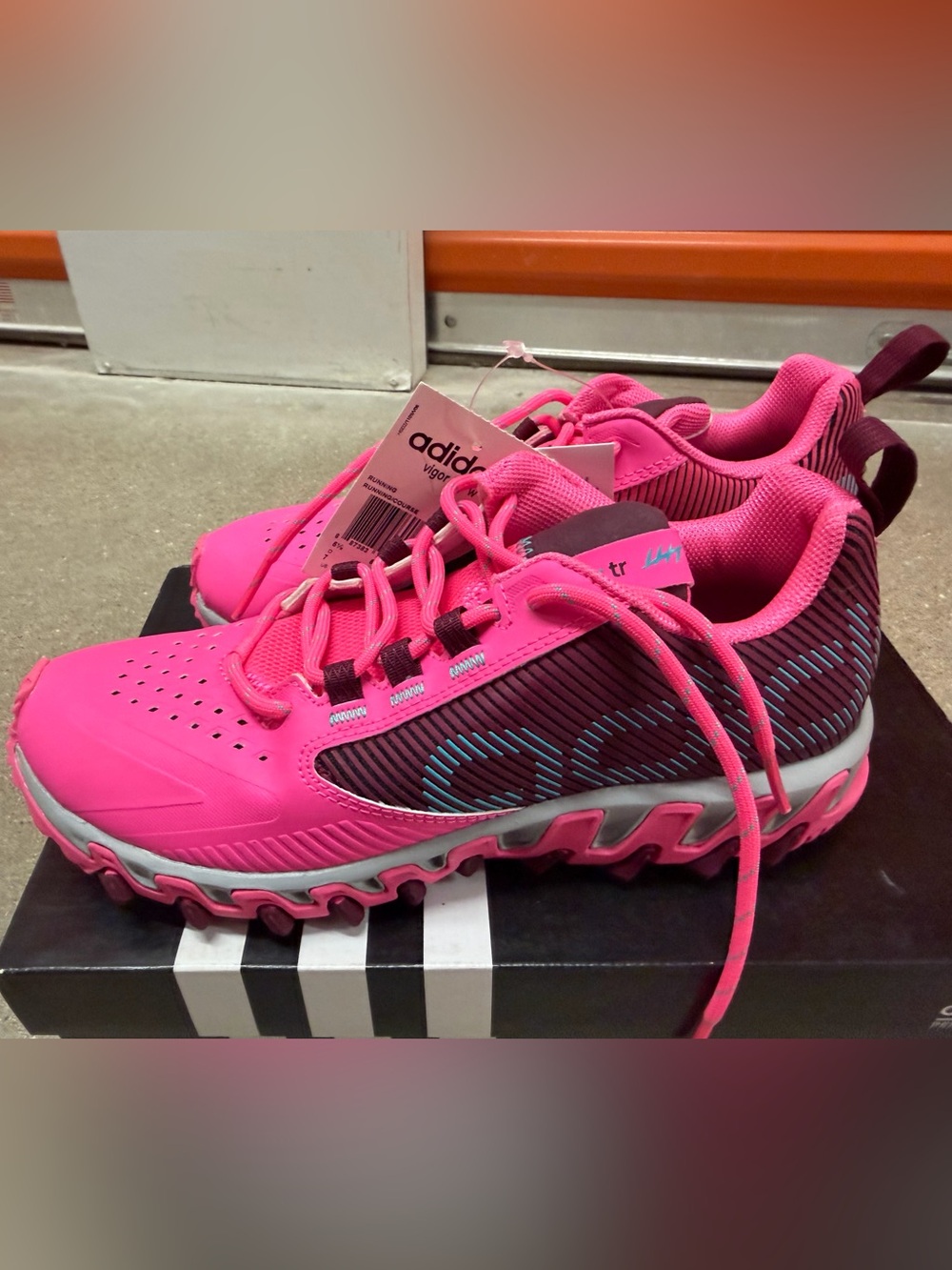 NWT Adidas Women's Vigor 5 Tr  C76292 Hot Pink Athletic Running Shoes Size 7